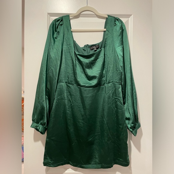 NWOT Lulu’s Got the Love Emerald Satin Square-neck Mini Dress Size US XL - Picture 5 of 8
